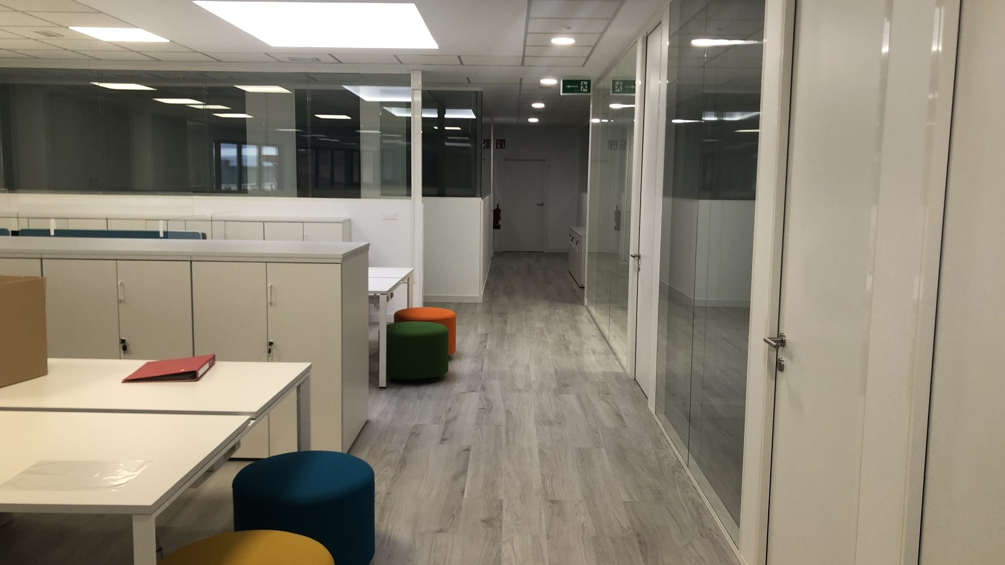 Foto oficinas Aiplast