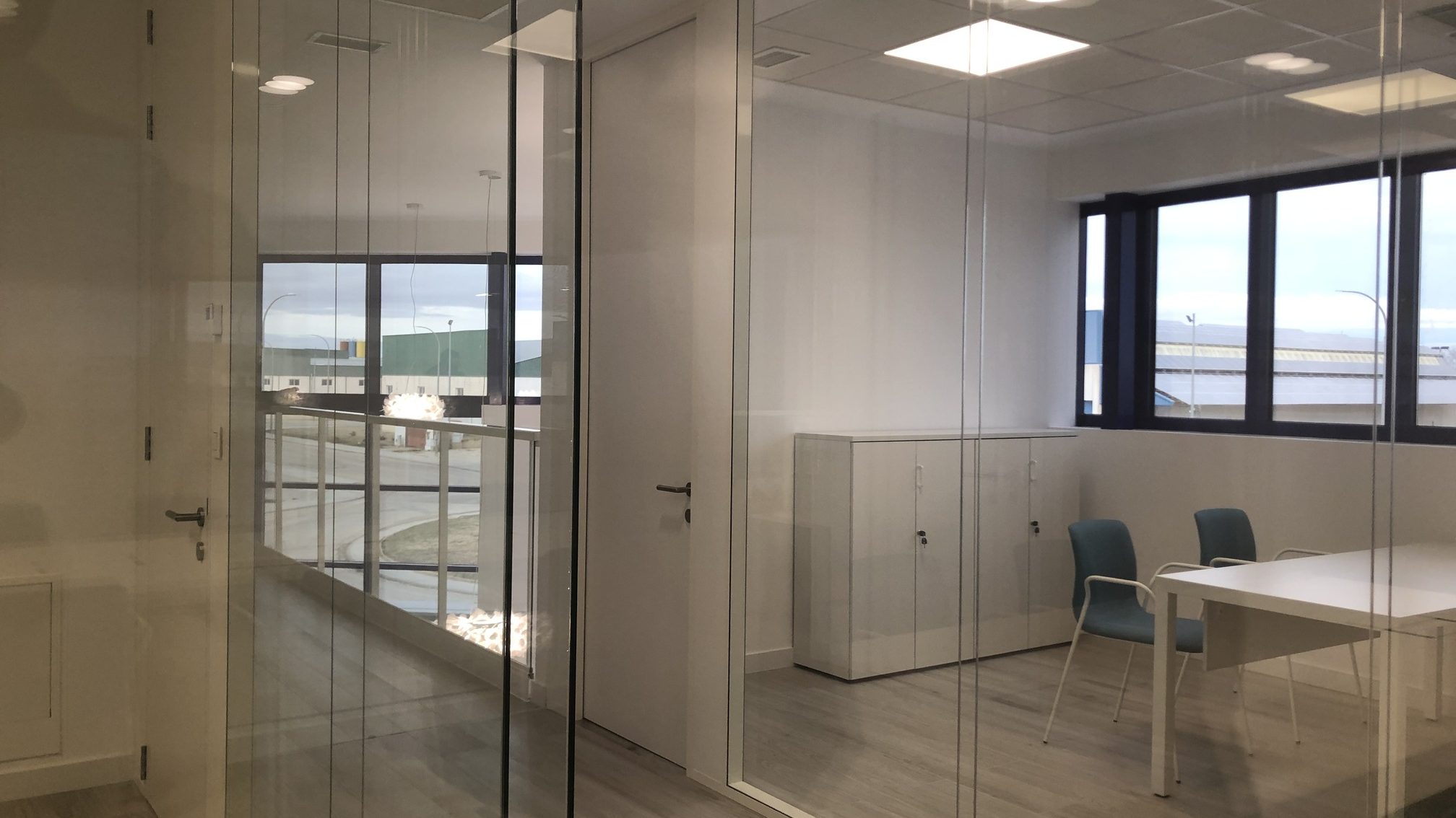 Foto oficinas Aiplast