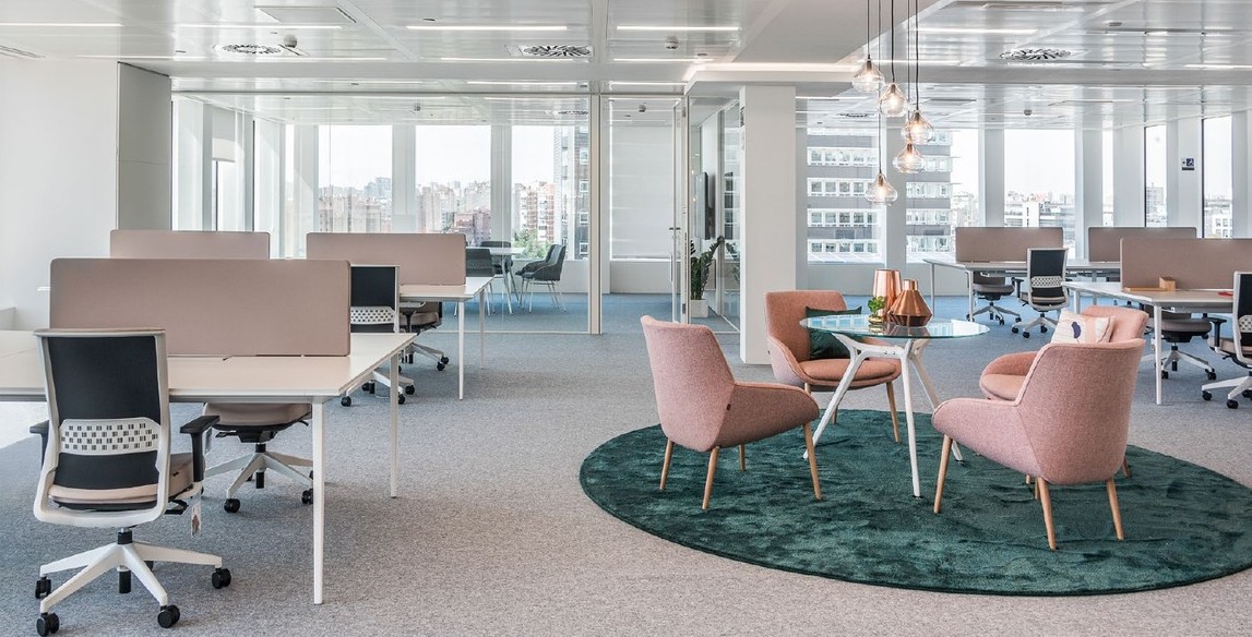 Proyecto de interiorismo y reforma de oficinas realizado por Equone